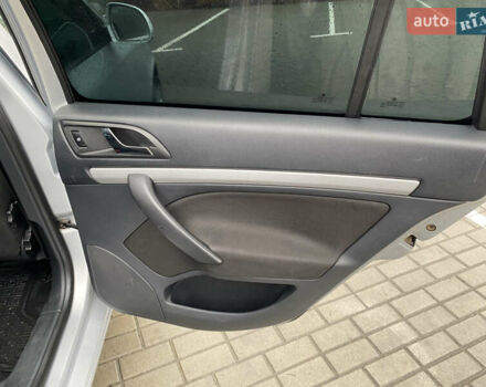 Серый Шкода Октавия, объемом двигателя 1.97 л и пробегом 242 тыс. км за 9500 $, фото 28 на Automoto.ua