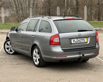 Сірий Шкода Октавія, об'ємом двигуна 2 л та пробігом 215 тис. км за 10495 $, фото 6 на Automoto.ua