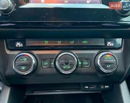 Серый Шкода Октавия, объемом двигателя 1.6 л и пробегом 240 тыс. км за 10990 $, фото 26 на Automoto.ua