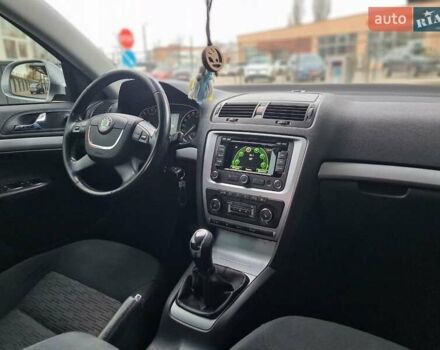 Сірий Шкода Октавія, об'ємом двигуна 1.6 л та пробігом 245 тис. км за 7900 $, фото 29 на Automoto.ua