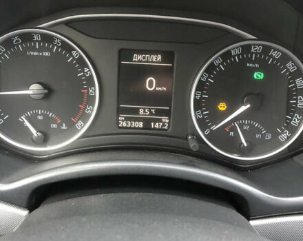 Шкода Октавія 2013 у Луцьку на Automoto.ua Сірий Шкода Октавія, об'ємом двигуна 2 л та пробігом 263 тис. км за 9300 $, фото 20 на Automoto.ua