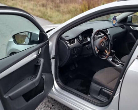 Серый Шкода Октавия, объемом двигателя 1.6 л и пробегом 226 тыс. км за 9350 $, фото 7 на Automoto.ua