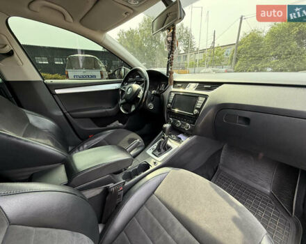 Шкода Октавія 2013 у Києві на Automoto.ua Сірий Шкода Октавія, об'ємом двигуна 1.6 л та пробігом 276 тис. км за 11499 $, фото 5 на Automoto.ua