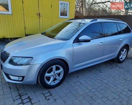 Шкода Октавия 2013 в Первомайск на Automoto.ua Серый Шкода Октавия, объемом двигателя 1.6 л и пробегом 220 тыс. км за 11800 $, фото 5 на Automoto.ua