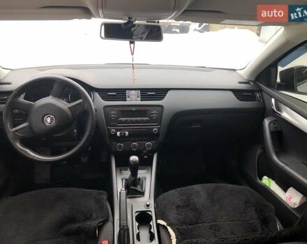 Серый Шкода Октавия, объемом двигателя 1.6 л и пробегом 225 тыс. км за 9990 $, фото 18 на Automoto.ua
