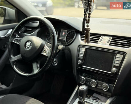 Шкода Октавія 2013 у Києві на Automoto.ua Сірий Шкода Октавія, об'ємом двигуна 1.6 л та пробігом 276 тис. км за 11499 $, фото 13 на Automoto.ua