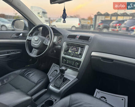 Серый Шкода Октавия, объемом двигателя 2 л и пробегом 250 тыс. км за 10750 $, фото 35 на Automoto.ua