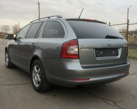 Шкода Октавія 2013 у Луцьку на Automoto.ua Сірий Шкода Октавія, об'ємом двигуна 2 л та пробігом 263 тис. км за 9300 $, фото 13 на Automoto.ua