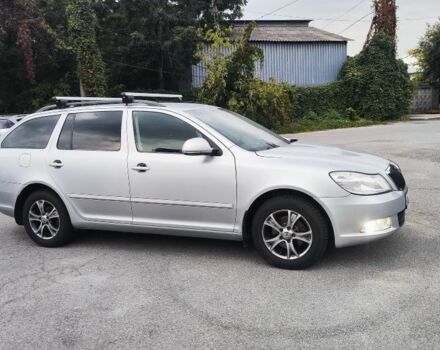 Серый Шкода Октавия, объемом двигателя 1.6 л и пробегом 256 тыс. км за 7500 $, фото 1 на Automoto.ua