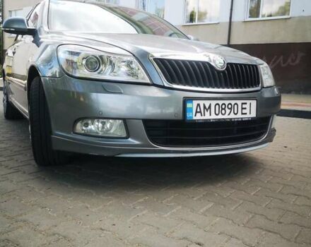 Серый Шкода Октавия, объемом двигателя 2 л и пробегом 304 тыс. км за 9500 $, фото 3 на Automoto.ua