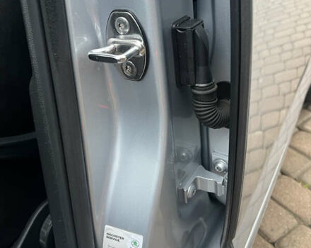 Сірий Шкода Октавія, об'ємом двигуна 1.97 л та пробігом 288 тис. км за 11950 $, фото 48 на Automoto.ua