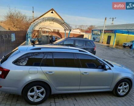 Шкода Октавия 2013 в Первомайск на Automoto.ua Серый Шкода Октавия, объемом двигателя 1.6 л и пробегом 220 тыс. км за 11800 $, фото 6 на Automoto.ua