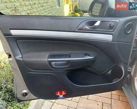 Серый Шкода Октавия, объемом двигателя 1.6 л и пробегом 304 тыс. км за 7699 $, фото 7 на Automoto.ua