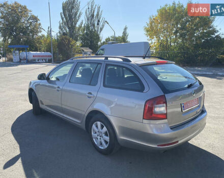 Серый Шкода Октавия, объемом двигателя 1.6 л и пробегом 225 тыс. км за 8400 $, фото 3 на Automoto.ua
