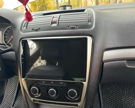 Шкода Октавия 2013 в Бурыне на Automoto.ua Серый Шкода Октавия, объемом двигателя 1.2 л и пробегом 90 тыс. км за 6700 $, фото 3 на Automoto.ua