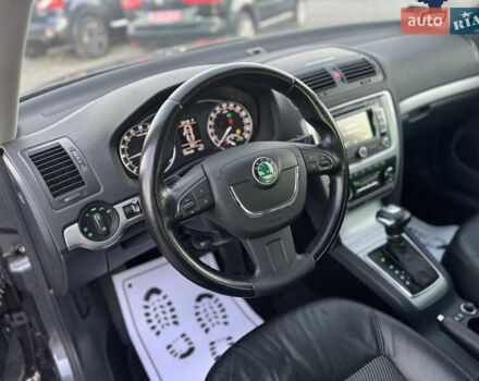 Серый Шкода Октавия, объемом двигателя 2 л и пробегом 250 тыс. км за 10750 $, фото 23 на Automoto.ua