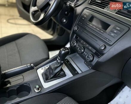 Сірий Шкода Октавія, об'ємом двигуна 1.8 л та пробігом 211 тис. км за 10999 $, фото 31 на Automoto.ua