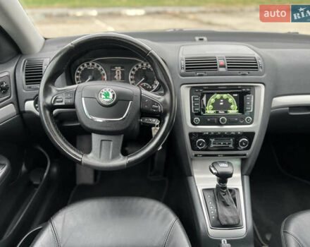 Серый Шкода Октавия, объемом двигателя 2 л и пробегом 215 тыс. км за 10145 $, фото 25 на Automoto.ua