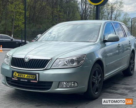 Серый Шкода Октавия, объемом двигателя 1.6 л и пробегом 201 тыс. км за 8600 $, фото 2 на Automoto.ua