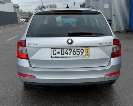 Серый Шкода Октавия, объемом двигателя 1.6 л и пробегом 225 тыс. км за 11400 $, фото 4 на Automoto.ua