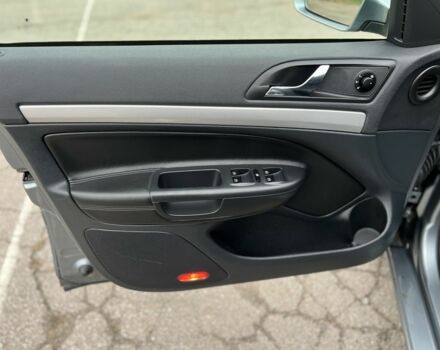 Сірий Шкода Октавія, об'ємом двигуна 2 л та пробігом 215 тис. км за 10495 $, фото 9 на Automoto.ua