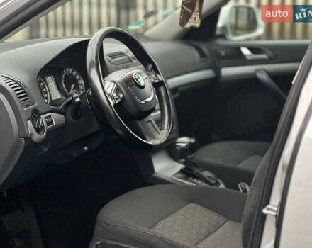 Сірий Шкода Октавія, об'ємом двигуна 1.97 л та пробігом 247 тис. км за 8700 $, фото 2 на Automoto.ua