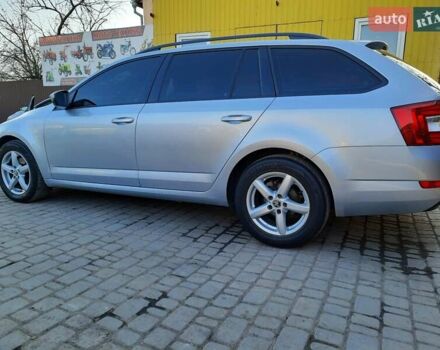 Шкода Октавия 2013 в Первомайск на Automoto.ua Серый Шкода Октавия, объемом двигателя 1.6 л и пробегом 220 тыс. км за 11800 $, фото 8 на Automoto.ua