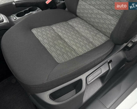 Серый Шкода Октавия, объемом двигателя 1.6 л и пробегом 217 тыс. км за 7650 $, фото 43 на Automoto.ua