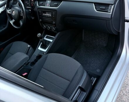 Серый Шкода Октавия, объемом двигателя 1.6 л и пробегом 225 тыс. км за 11900 $, фото 11 на Automoto.ua