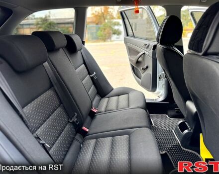 Серый Шкода Октавия, объемом двигателя 2 л и пробегом 200 тыс. км за 10200 $, фото 12 на Automoto.ua