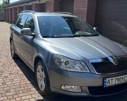 Сірий Шкода Октавія, об'ємом двигуна 1.6 л та пробігом 198 тис. км за 10400 $, фото 1 на Automoto.ua