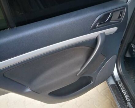 Серый Шкода Октавия, объемом двигателя 2 л и пробегом 304 тыс. км за 9500 $, фото 10 на Automoto.ua