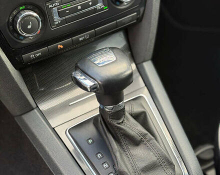 Серый Шкода Октавия, объемом двигателя 2 л и пробегом 270 тыс. км за 12000 $, фото 25 на Automoto.ua