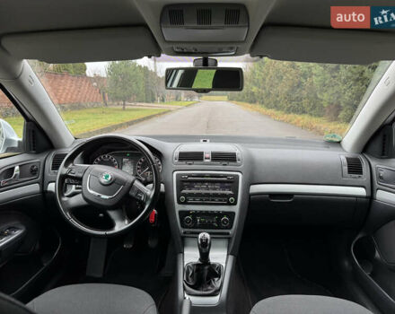 Серый Шкода Октавия, объемом двигателя 1.6 л и пробегом 206 тыс. км за 9450 $, фото 29 на Automoto.ua