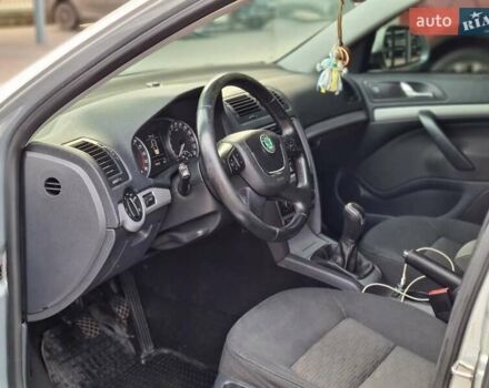 Сірий Шкода Октавія, об'ємом двигуна 1.6 л та пробігом 245 тис. км за 7900 $, фото 20 на Automoto.ua