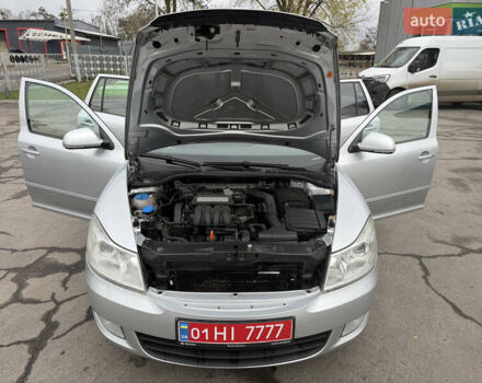 Серый Шкода Октавия, объемом двигателя 1.6 л и пробегом 217 тыс. км за 7650 $, фото 48 на Automoto.ua