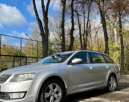 Шкода Октавия 2013 в Тернополе на Automoto.ua Серый Шкода Октавия, объемом двигателя 1.6 л и пробегом 298 тыс. км за 9150 $, фото 11 на Automoto.ua