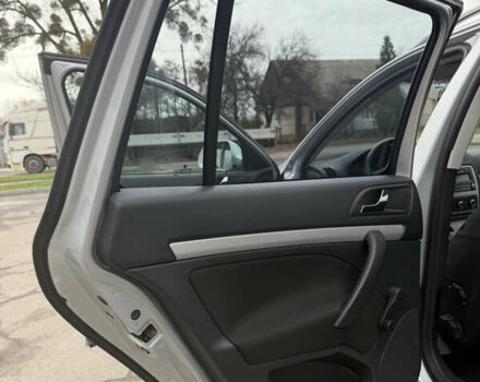 Серый Шкода Октавия, объемом двигателя 1.6 л и пробегом 217 тыс. км за 7650 $, фото 26 на Automoto.ua