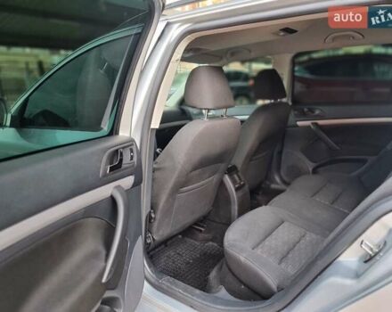 Сірий Шкода Октавія, об'ємом двигуна 1.6 л та пробігом 245 тис. км за 7900 $, фото 24 на Automoto.ua