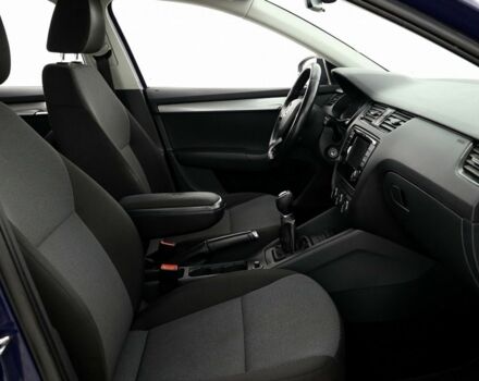 Серый Шкода Октавия, объемом двигателя 2 л и пробегом 250 тыс. км за 4096 $, фото 5 на Automoto.ua