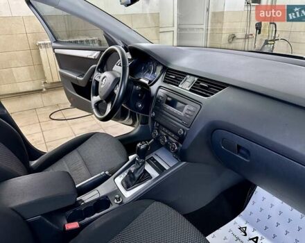 Сірий Шкода Октавія, об'ємом двигуна 1.8 л та пробігом 211 тис. км за 10999 $, фото 19 на Automoto.ua