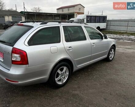 Серый Шкода Октавия, объемом двигателя 1.6 л и пробегом 206 тыс. км за 9999 $, фото 4 на Automoto.ua