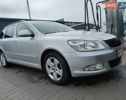 Серый Шкода Октавия, объемом двигателя 1.6 л и пробегом 315 тыс. км за 8700 $, фото 3 на Automoto.ua