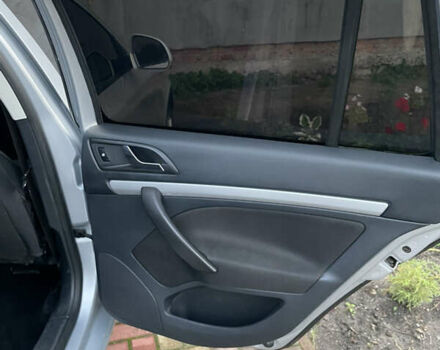 Сірий Шкода Октавія, об'ємом двигуна 1.97 л та пробігом 277 тис. км за 9300 $, фото 18 на Automoto.ua