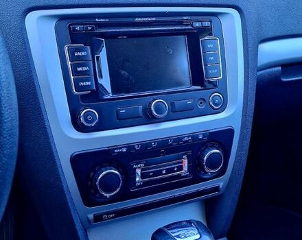 Серый Шкода Октавия, объемом двигателя 1.6 л и пробегом 216 тыс. км за 9500 $, фото 7 на Automoto.ua