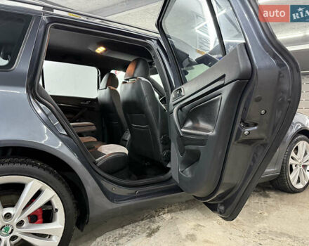 Сірий Шкода Октавія, об'ємом двигуна 2 л та пробігом 270 тис. км за 12000 $, фото 51 на Automoto.ua