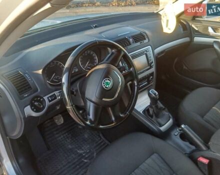 Шкода Октавия 2013 в Броварах на Automoto.ua Серый Шкода Октавия, объемом двигателя 1.6 л и пробегом 219 тыс. км за 8500 $, фото 11 на Automoto.ua