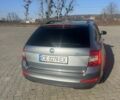 Серый Шкода Октавия, объемом двигателя 1.6 л и пробегом 225 тыс. км за 12800 $, фото 2 на Automoto.ua