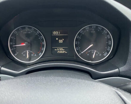 Сірий Шкода Октавія, об'ємом двигуна 1.6 л та пробігом 257 тис. км за 8500 $, фото 10 на Automoto.ua