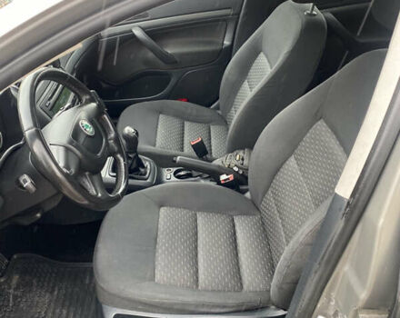 Сірий Шкода Октавія, об'ємом двигуна 1.6 л та пробігом 257 тис. км за 8500 $, фото 2 на Automoto.ua